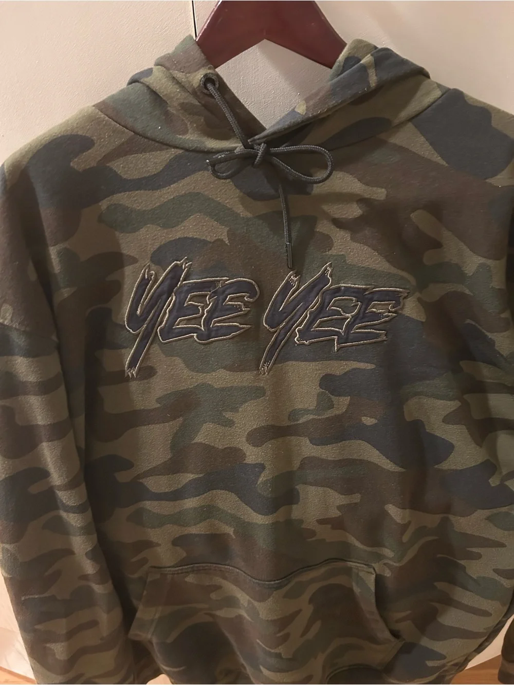 Men’s Camo Hoodie - Olive Green - Picture 1 of 5